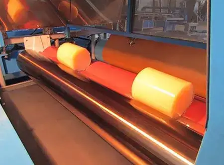 Gluestream equipment. hot-melt-pur-roller-coating